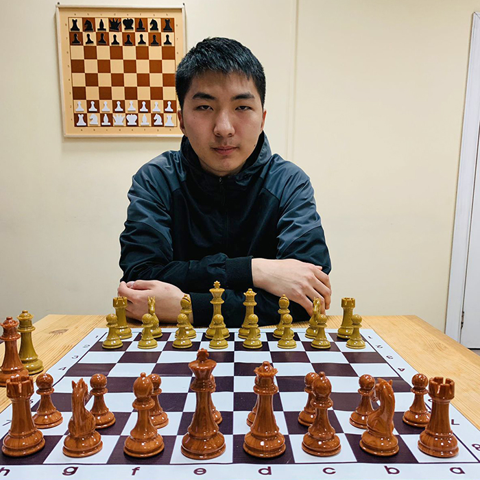 Тренер по шахматам Тимур Туганов